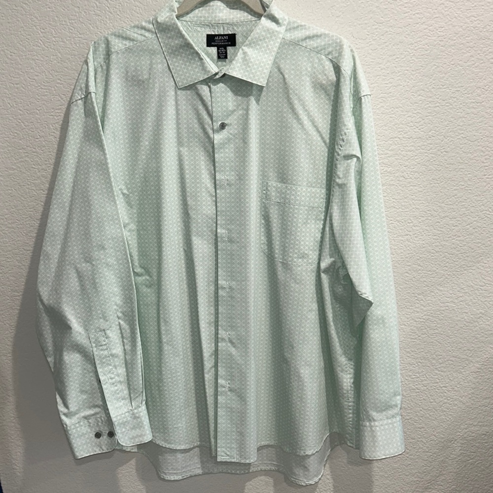 Alfani dress shirt, sage green & white, EUC, 18-18.5 and 34-35